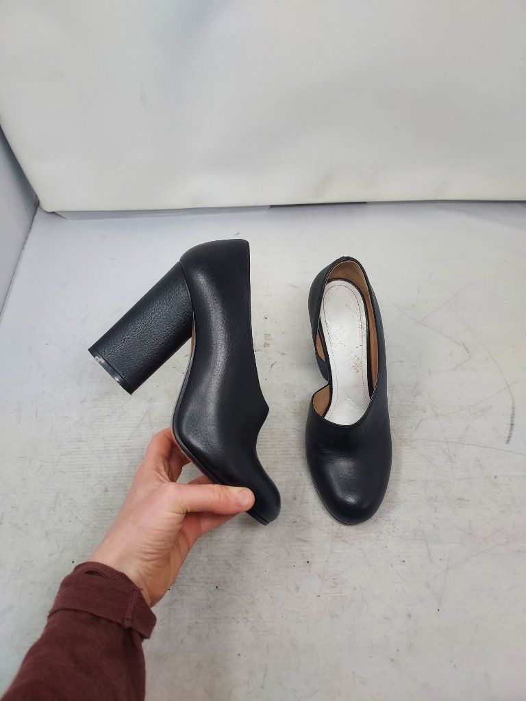 Maison Margiela Cut Out Black Block Heel Pump